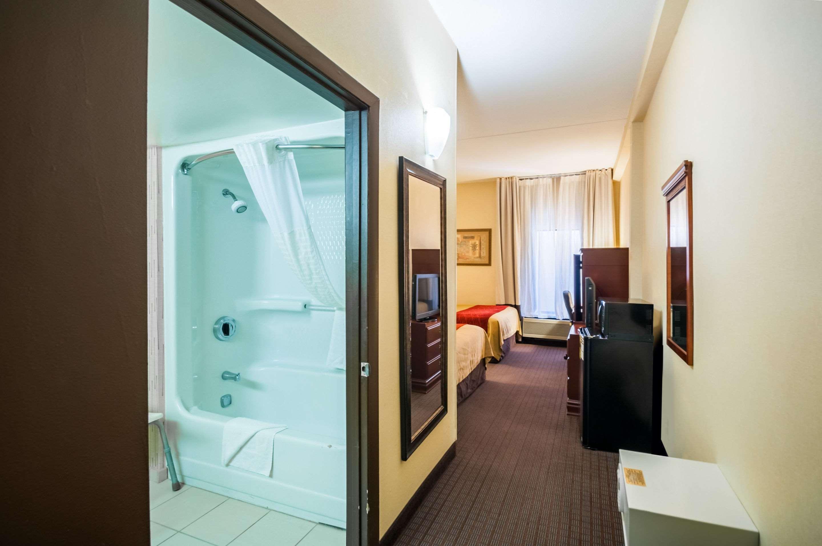 Comfort Inn Towson Bagian luar foto