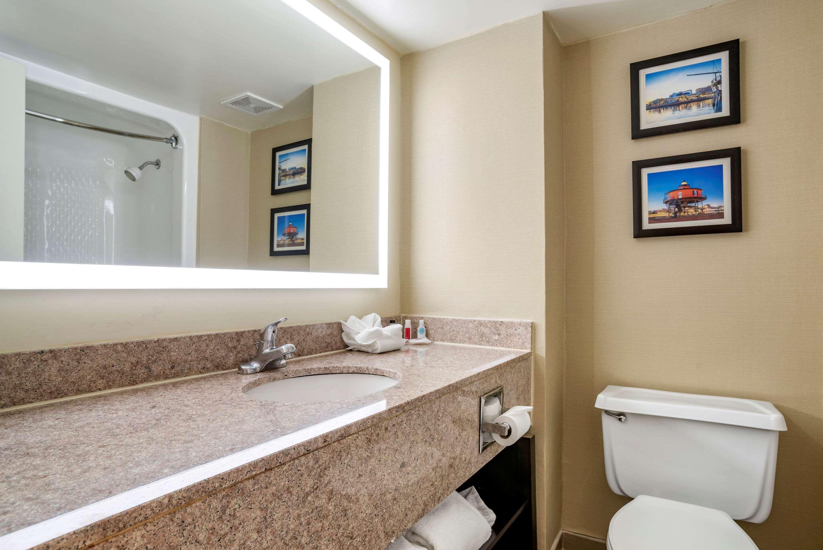 Comfort Inn Towson Bagian luar foto