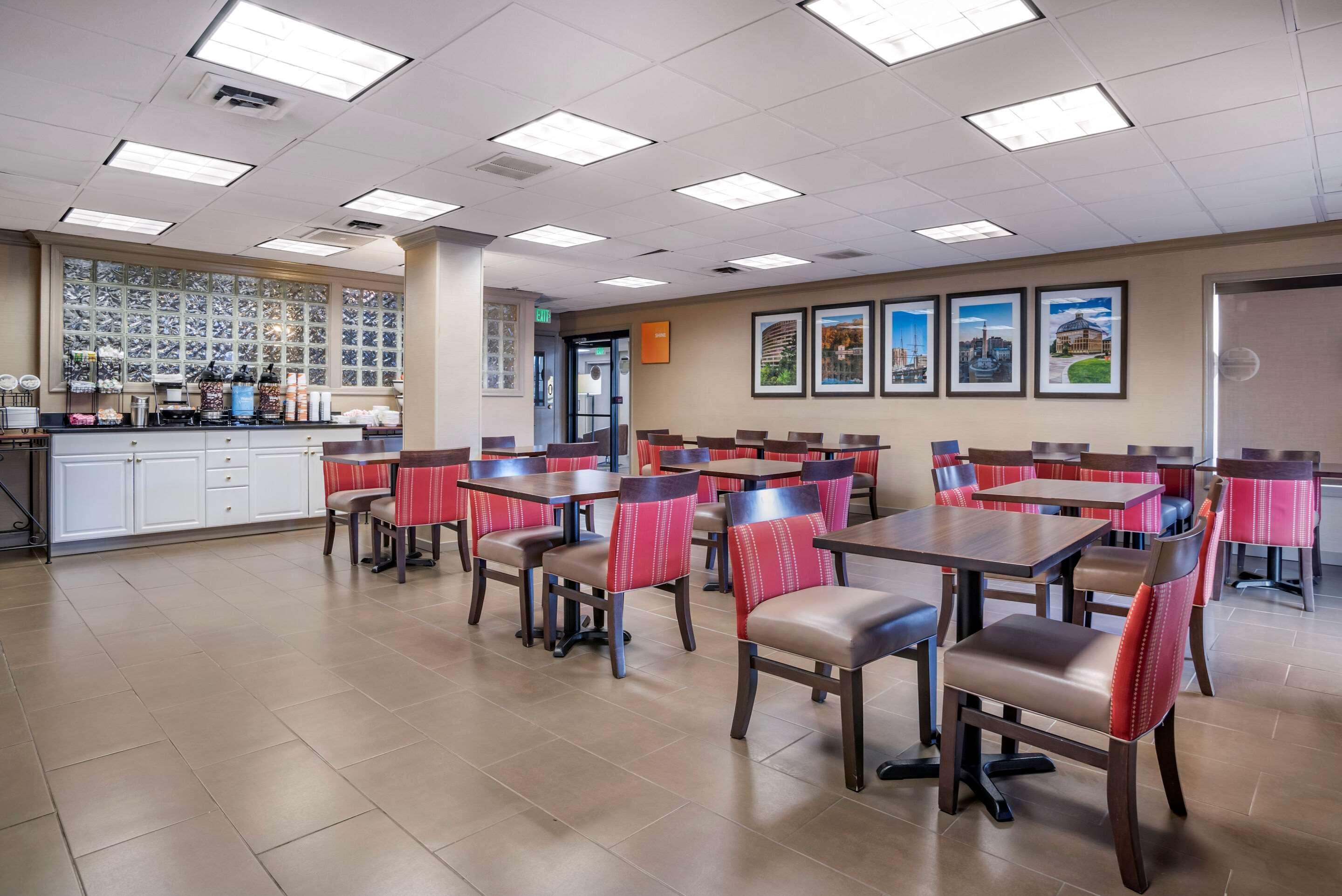 Comfort Inn Towson Bagian luar foto